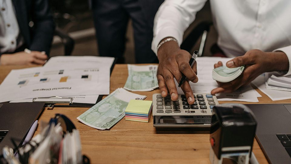 Fractional CFO vs. Full-Time CFO: Which Is Right for Your Business?